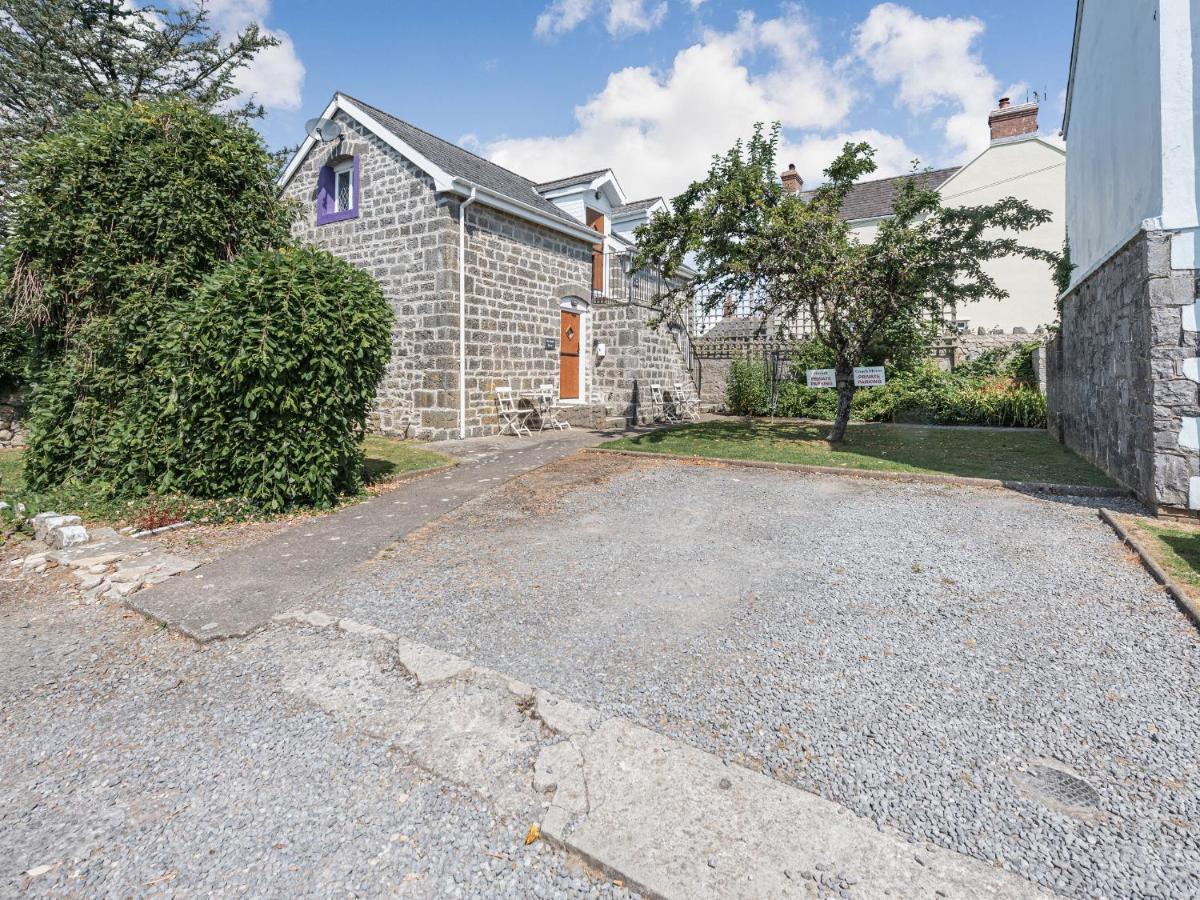 The Coach House Villa Tenby Exterior photo
